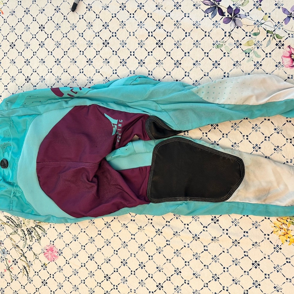 Fly Racing Gear - Picture 4 of 7